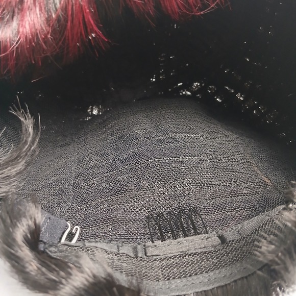 Womens Short Pixie Cut Human Hair Wig Black w/ Burgundy Highlights Glueless New - Picture 6 of 6